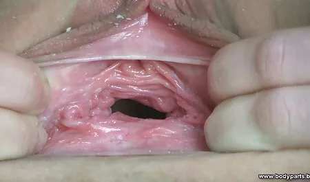 Angel Dove si siede sul sex video amatoriali italiani cazzo di un tizio anziano