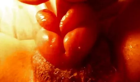 Maturo Eden si video porno italiani amatoriali masturba la sua figa