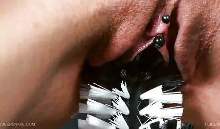 Thai shemale video porno gratis amatoriale italiano si spoglia poi si masturba