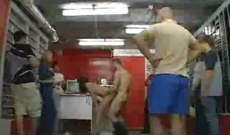 Guardando il sesso davanti a una telecamera calda in un video amatoriale in prima persona porno mogli amatoriali italiane