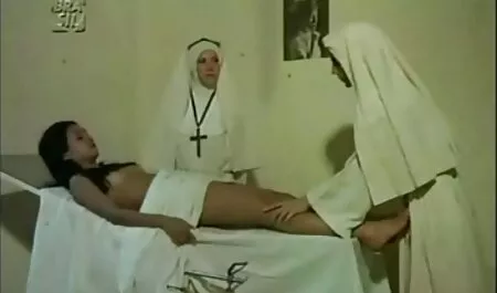 Le solo porno amatoriale italiano tette sono così grandi che lei può leccare!