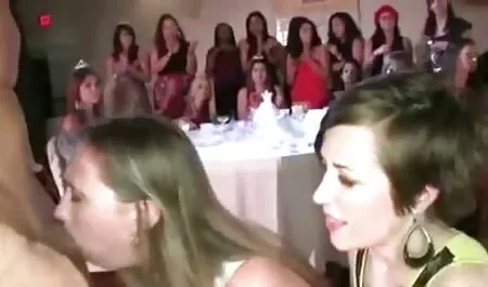 Bruna Russa video porno amatoriale diciottenne scopata da brutale dildo