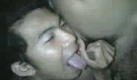 Fake video porno gratis amatoriale italiano Cop nuova recluta guadagna le sue strisce