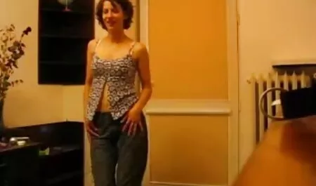 Nonoka Kaede cornea milf succhia porno amatoriale dialoghi e scopa