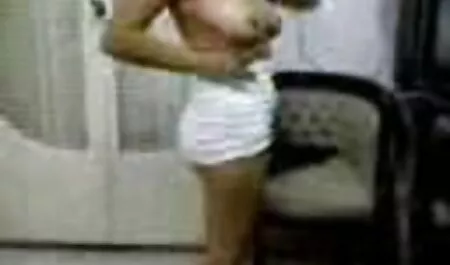 Pinkelspiele im video porno amatoriale italiana Hallenbad